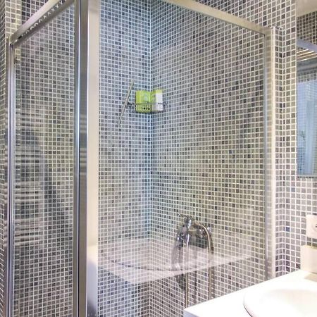 Appartement Lumineux Avec Terrasse Jardin Et Acces Piscine Villefranche-sur-Mer Ngoại thất bức ảnh