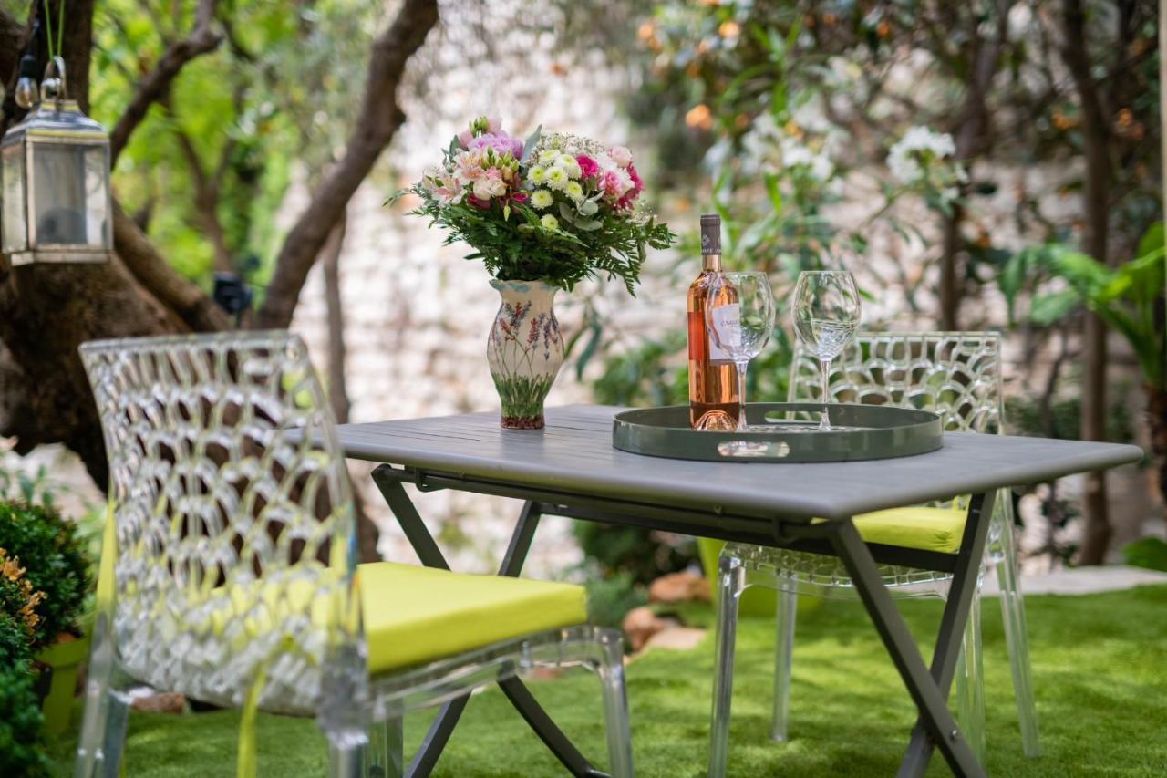 Appartement Lumineux Avec Terrasse Jardin Et Acces Piscine Villefranche-sur-Mer Ngoại thất bức ảnh
